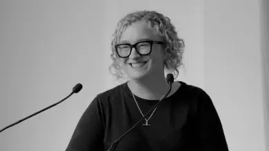 Video of Sarah Hannett KC on Deference & Rationality